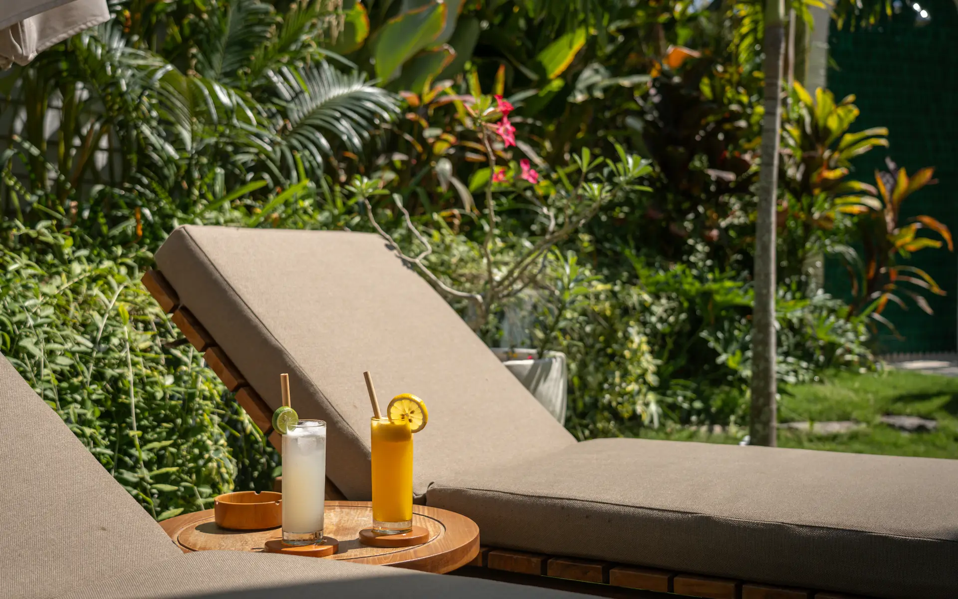 Sunbeds at Villa tokay